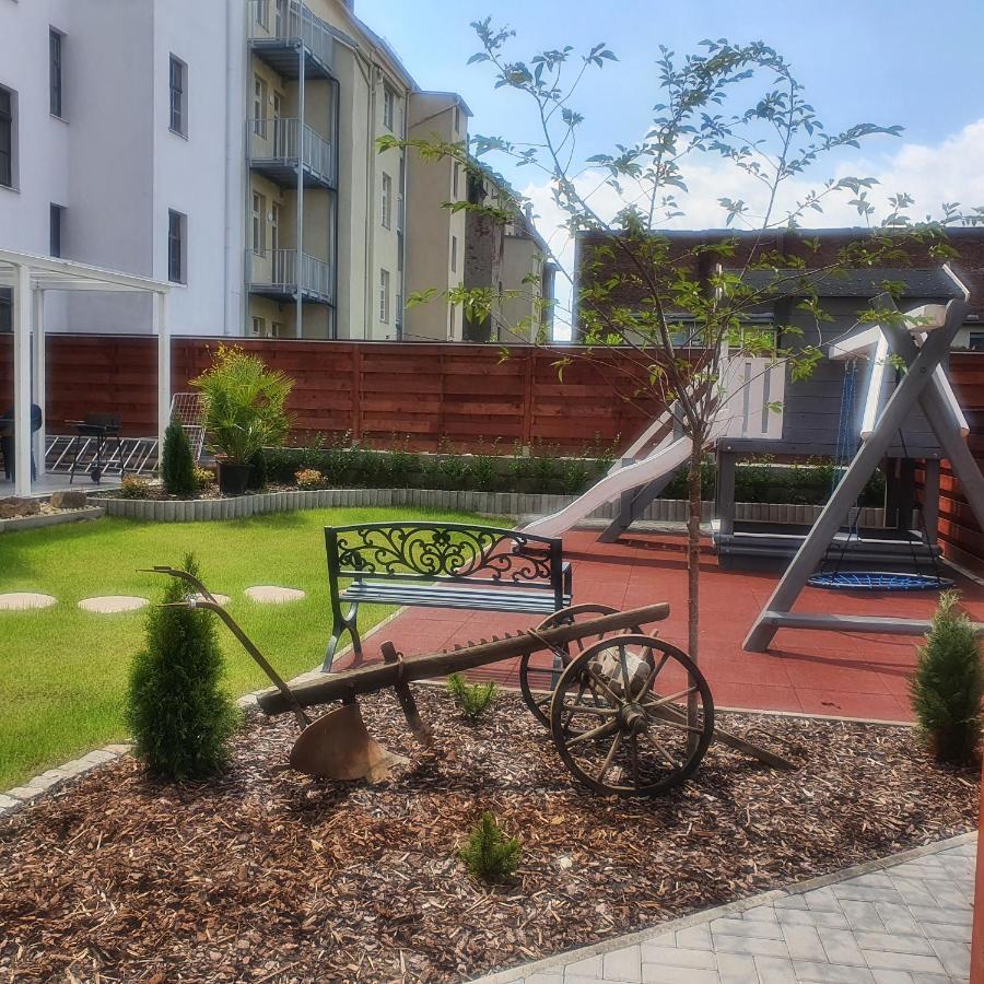 Apartments Oberschlesien Гёрлиц Экстерьер фото