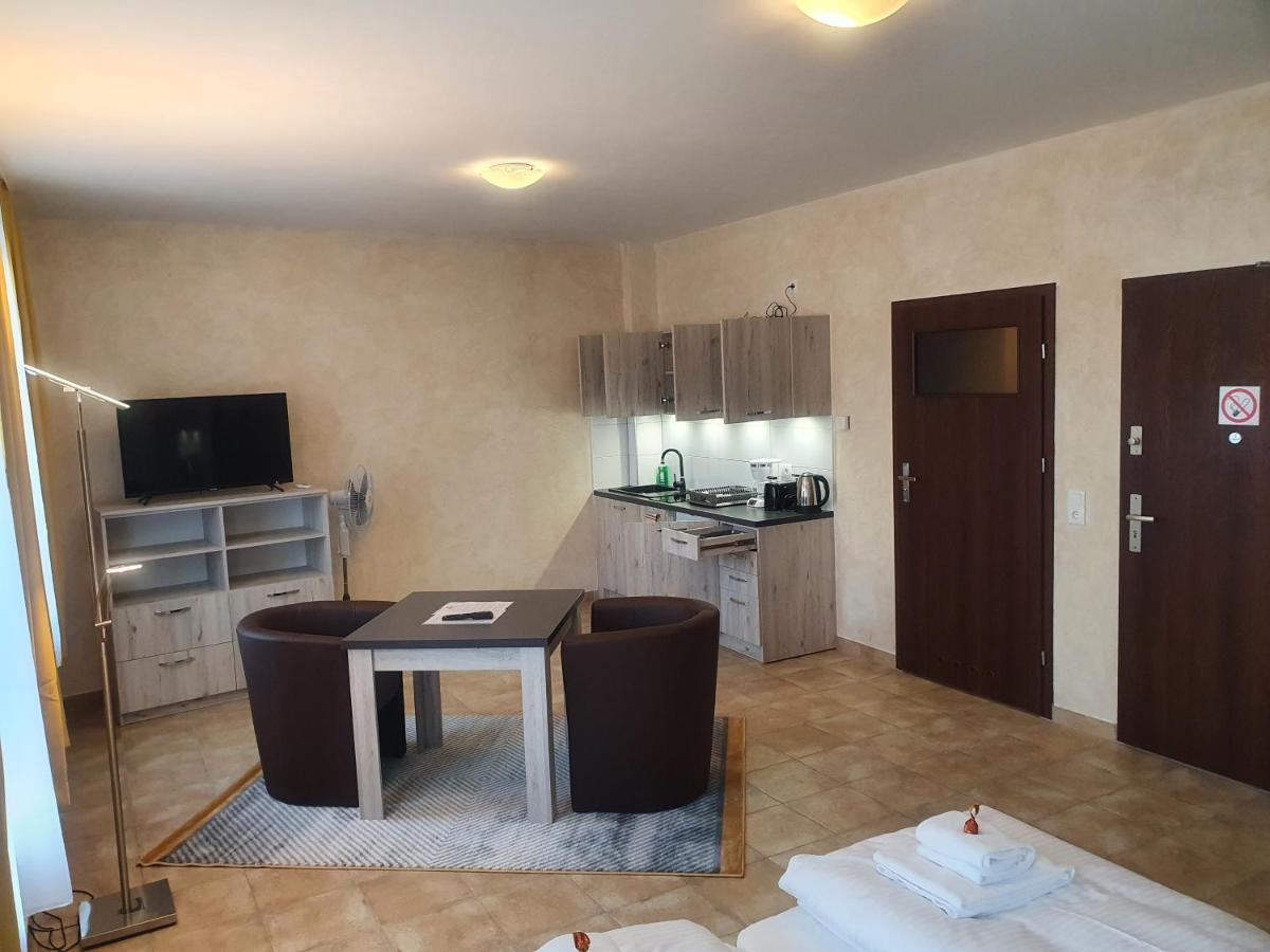 Apartments Oberschlesien Гёрлиц Экстерьер фото